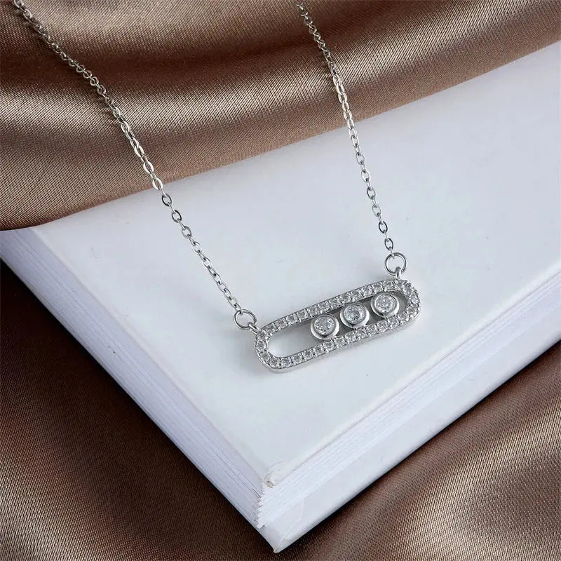 Crystalis - Collier avec Pendentif Broche Simple en Zircon – Chaîne en Acier Inoxydable Crystalis